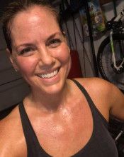 Fit Women's Weekly LIVE post workout sweaty selfie