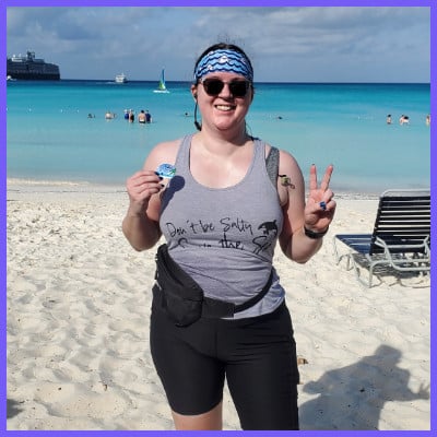 Fit Women's Weekly LIVE members flexing after workouts.
