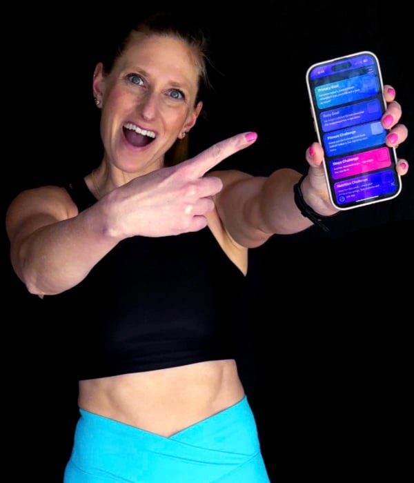 Kindal flexing ready to be your personal trainer